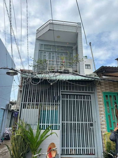 Mặt Tiền Nội Bộ, Xe Hơi Đậu Trước Sân, 3,2m x 10, 2PN, Sổ Hồng, Giá Rẽ