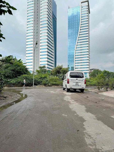 CCMN sát ĐH Phenika ,50m2x7T thang máy,10Ph khép kín, đường 12m vỉa hè