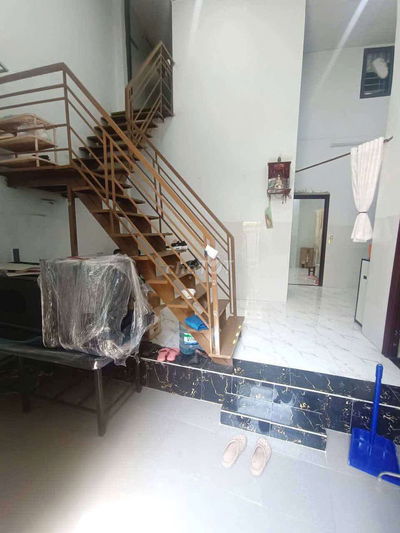 10tr Nhà Tên Lửa, DT 10x13m, 4pn có thê thêm 1 pn, wc trong phong