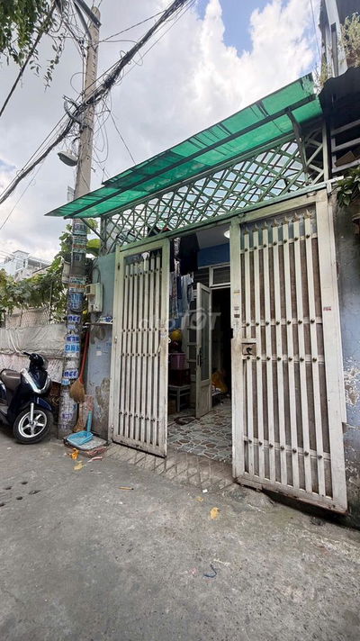 Nhà rẻ tại phường Tân Thới Hiệp, Quận 12