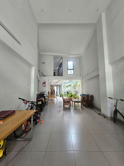C/C bán nhà MT Lũy Bán Bích, 5 tầng, KD sầm uất, chỉ hơn 26 tỷ TL