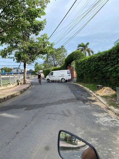 BÁN GẤP  NHÀ  CẠNH  CHỢ  MINH PHÁT
