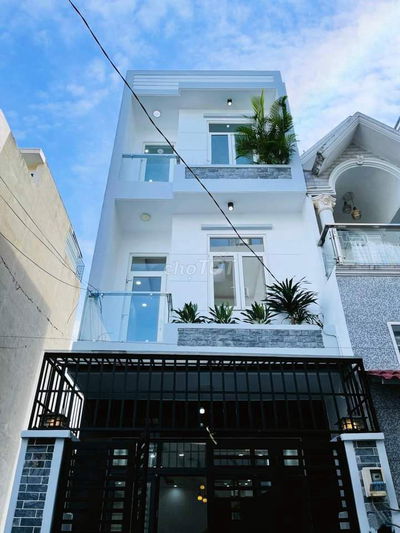 ✅💥 Nhà Đồng Đen Hẻm 8m -  Khu Bàu Cát - (4 x20m) - 3 Lầu – 10.9 Tỷ.
