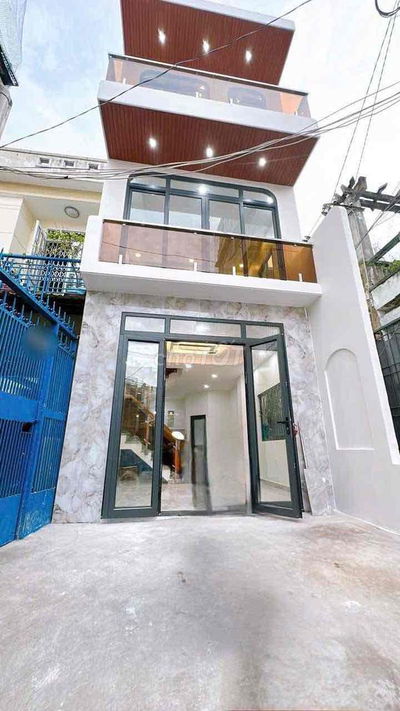 Q4, gần ĐH Nguyễn Tất Thành, 3 tầng, 40,.3m2, KQH, 5.1 tỷ