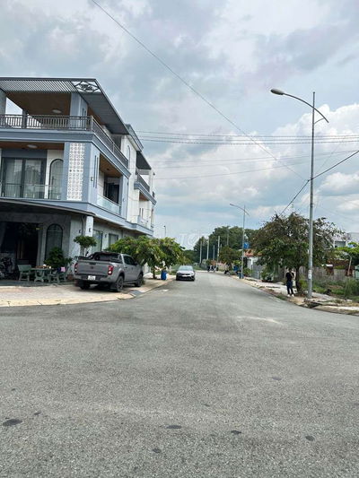 NHANH MỚI KỊP. 6*25M KHU DÂN CƯ VÍP. CHỈ 3.4 TỈ. PHẢI NHANH Ạ