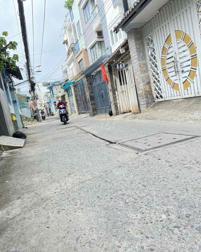 Bán nhà mới về ở luôn, hẻm XH Huỳnh Tấn Phát, 70m², 4 tầng. hơn 7 Tỷ