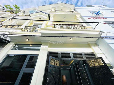 Nhà 6m x 9m 3 Lầu Hẻm 8m thông ngay KDC Hiệp Thành City