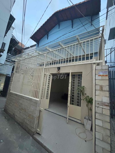 Nha cho thuê, đầu hẻm 160 Nguyễn Văn Quỳ, Q7