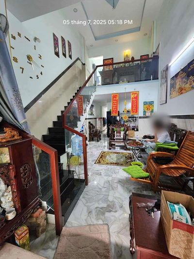 NHÀ 2 TẦNG BTCT MỚI TINH, 60M2, 3PN, 2WC, GẦN BÊN BV HÓC MÔN