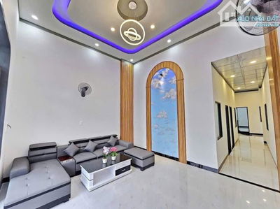Sang tên ngay căn nhà Lê Thị Riêng , Quận 12. Giá: 2 tỷ 010tr, dt: 90m2, sổ hồng riêng