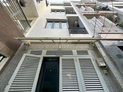 NHÀ MỚI PHAN XÍCH LONG,PN-4 TẦNG BTCT MỚI-4 PN-41M2-CHỈ NHỈNH 7 TỶ