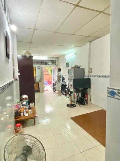 HXH - SÁT MẶT TIỀN - 1 BƯỚC SANG Q1 - ĐI BỘ RA CV TẬP THỂ DỤC