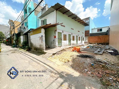 Đất 4.5x15 hẻm xe hơi cách Lê Thị Riêng 100m