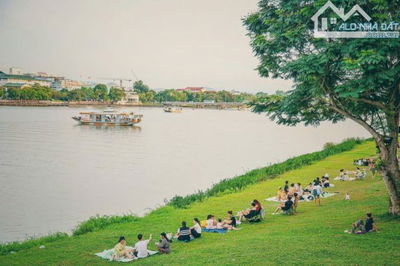 BÁN KHÁCH SẠN 4 TẦNG 107M2 GẦN PHỐ TÂY TRUNG TÂM THÀNH PHỐ HUẾ