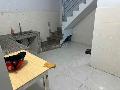 Trệt lửng lầu 4*8; 3pn Rẻ chốt lẹ