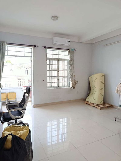 Cho thuê phòng mặt tiền đường thoáng rộng
