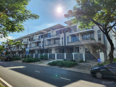 CHÍNH CHỦ CẦN BÁN GẤP CĂN LAVILA 10 TỶ 800 TRIỆU
