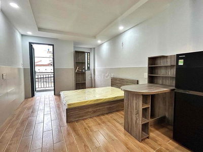 Trống sẵn ở liền căn hôn studio máy giặt riêng 4ph qua Viettel Tower