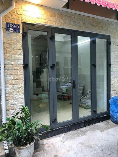 Cần cho thuê nhà nguyên căn số 169/9 đường Trương Định, Quận 3