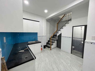 Nhà 3 Tầng Hẻm 2,5m Âu Cơ Giá 2,99 tỷ TL . Vũ Lộc Phát