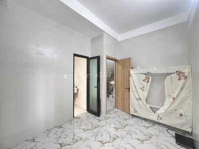 Phòng Mới Xây , Ánh Sáng Tự Nhiên Thoáng