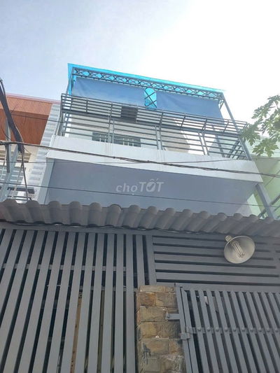 KINH DOANH THUA LỖ BÁN NHÀ ĐẸP CHỈ 2TY310 NGAY Đ.TẠ UYÊN Q.11/32M2/SHR