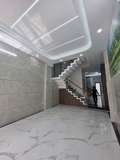 5 TẦNG LÊ VĂN QUỚI, CÓ THANG MÁY, 80M2, HXH, GIÁ CHỈ NHỈNH 7 ĐỒNG