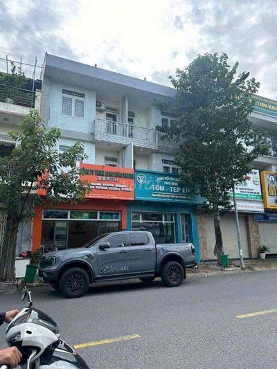 Cho thuê nhà đường kinh doanh khu dân cư Hiệp Thành 3