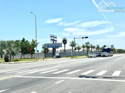 ĐẤT MT 10M5 KHU BIỂN TÂN TRÀ 100M2 THÔNG HOÀNG SA CHỈ 6.2 TỶ