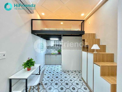 CHO THUÊ PHÒNG DUPLEX CÓ THANG MÁY SIÊU XINH CHO ANH CHỊ EM MÌNH ĐÂY A