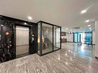 Cho Thuê MB Văn Phòng 100m2 Sân Vườn Lối Đi Riêng Thang Máy Hầm Xe Q10