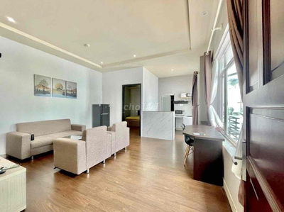 CHO THUÊ CĂN HỘ 50M2 TÁCH BẾP BAN CÔNG FULL NỘI THẤT GẦN BỜ KÈ QUẬN 1