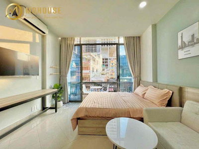 Studio ban công 30m2 gần đại học Hutech UEF GTVT Nguyễn Văn Thương BT