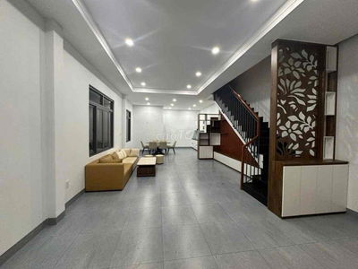 💥Nhà 2 lầu mới đẹp mặt tiền Trần Quý Cáp (khu đấu giá Công An) - chỉ 4