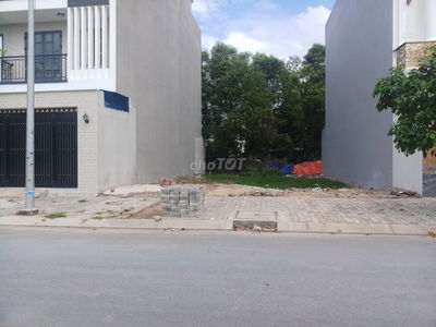 Nền 85m2 KDC Trần Văn GIàu cách Tên Lửa 20p, giá thu hồi vốn, thổ 100%