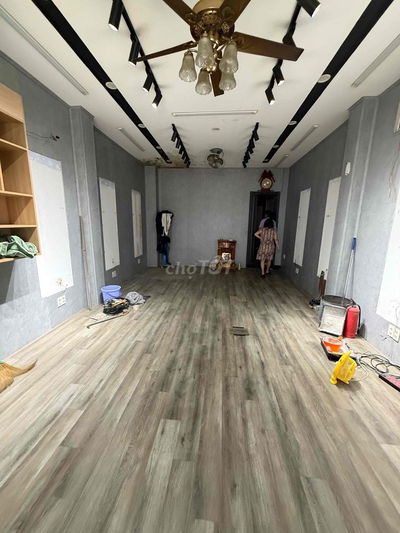 cho thuê nhà mặt tiền khu lê độ