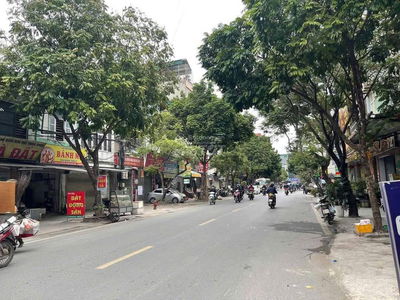 Mặt phố Mậu Lương  Kinh doanh  60m² x 7 tầng  Thông sàn  Đường 20m