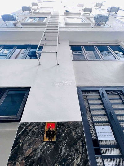 CHDV PHÚC DIỄN - HƠN 8 TỶ - 50M2, 6T THANG MÁY - 9PKK FULL NỘI THẤT