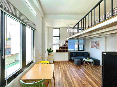 Căn hộ duplex full nội thất rộng 40m2 cửa sổ thoáng mát gần hutech