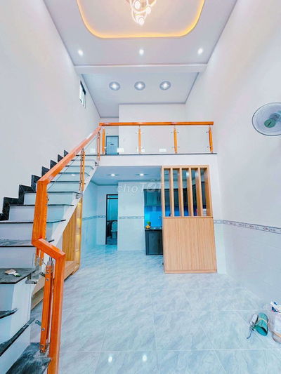 Tôi cần bán nhà Trệt Lửng gần ngã ba Ông xã Dĩ An