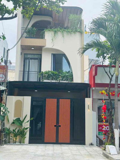 Bán nhà đẹp vừa ở vừa kinh doanh khu phố tây