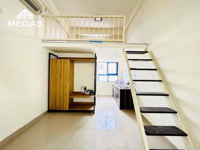 Phòng có gác ngay ĐH Kinh Tế UEH, vòng xoay Ngô Gia Tự giá tốt