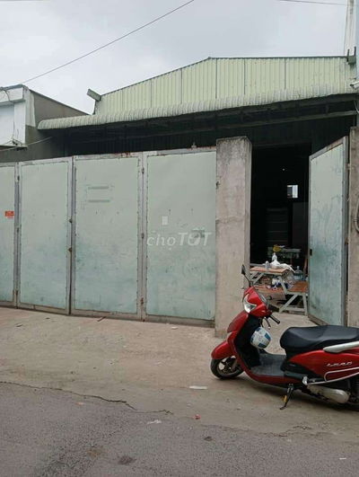 Xưởng 8x25 mặt tiền đường xe tải thông Đông Thạnh 7-1