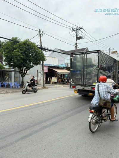 ▪️ NHÀ VỊ TRÍ VÍP - DIỆN TÍCH KHỦNG - GIÁ RẺ NHẤT THỊ TRƯỜNG -  ANH CHỊ KHÔNG NÊN BỎ QUA C