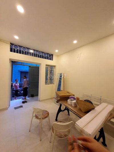 Sát Mặt Tiền Nguyễn Tri Phương Q10. (3.4m x 10m). 4 Tầng Giá 6.6 Tỷ TL
