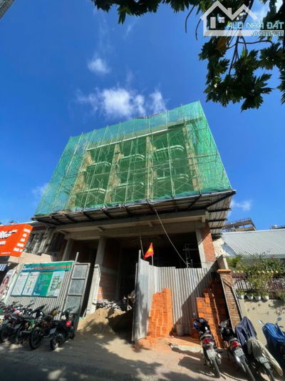 HOT HOT !!! cho thuê tòa nhà vp mặt Tiền Cao Bá Nhạ 12 x 24 hầm 6 tầng giá 260 triệu/Tháng