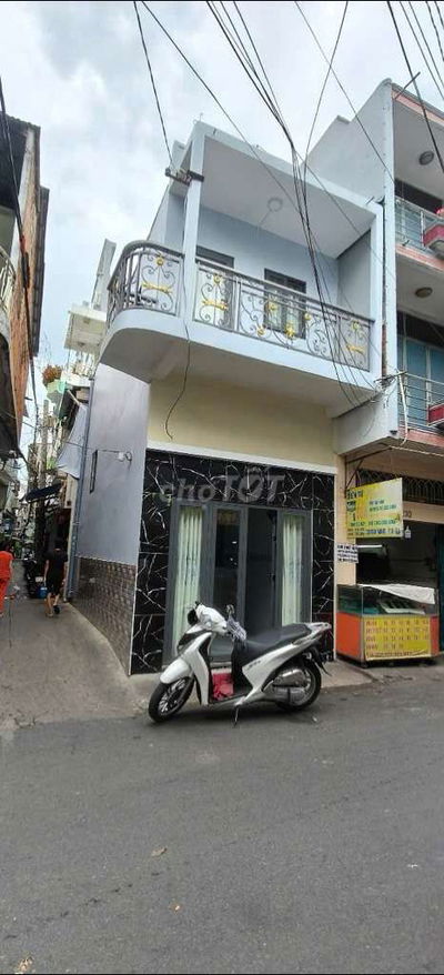 SIÊU PHẨM LÔ GÓC 2 MẶT TIỀN ĐƯỜNG ĐOÀN VĂN BƠ - 3 TẦNG