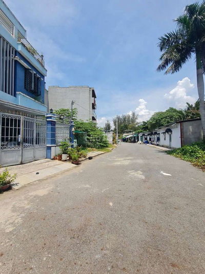 Bán lô đất 105.6m2, 6.5x16.3, thổ cư 71.4m2, hẻm 47 Đ. Trường Lưu, Q9