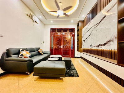 Nhà đẹp Nguyễn Văn Huyên, 50m ra phố, ô tô đỗ 50m, ngõ thông, 30m2*5T