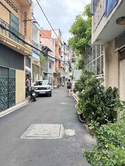 HẺM NHỰA Ô TÔ GẦN 5M - 42M- CÁCH MẠNG THÁNG 8- 3 TẦNG -NỞ HẬU -NHỈNH 5